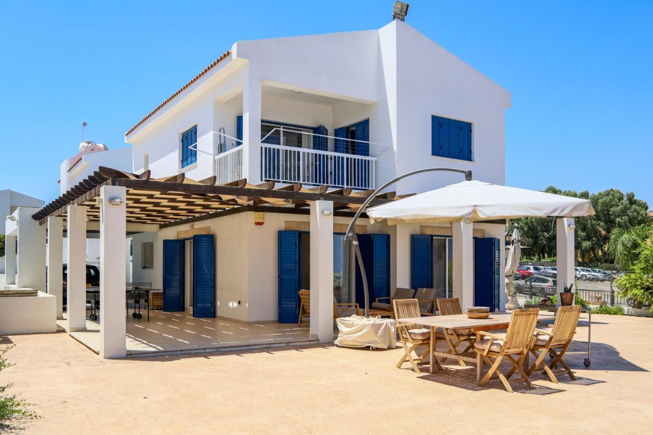 Phaedrus Living: Seaside Luxury Villa Anafi Paralimni Exterior foto
